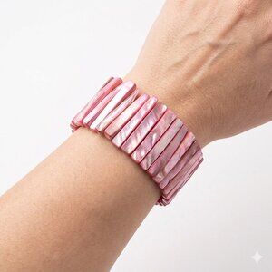 Elegant Pink Shell Bracelet